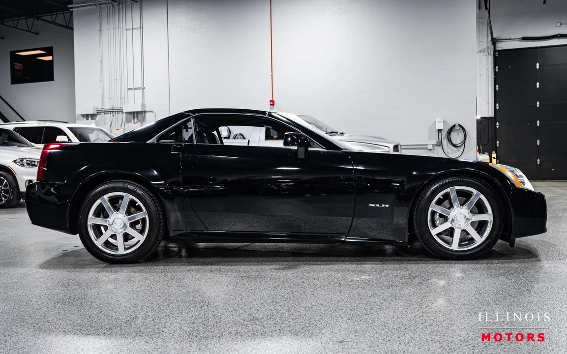 2004 Cadillac XLR - Image 6 of 21