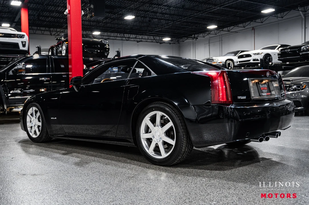 2004 Cadillac XLR - Image 3 of 21