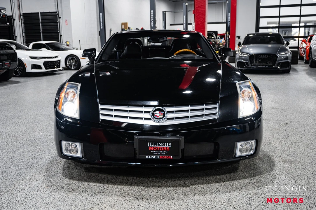 2004 Cadillac XLR - Image 8 of 21