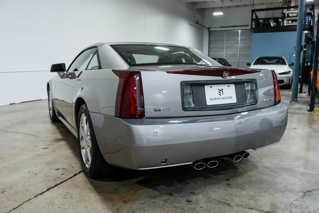 2004 Cadillac XLR - Image 18 of 31