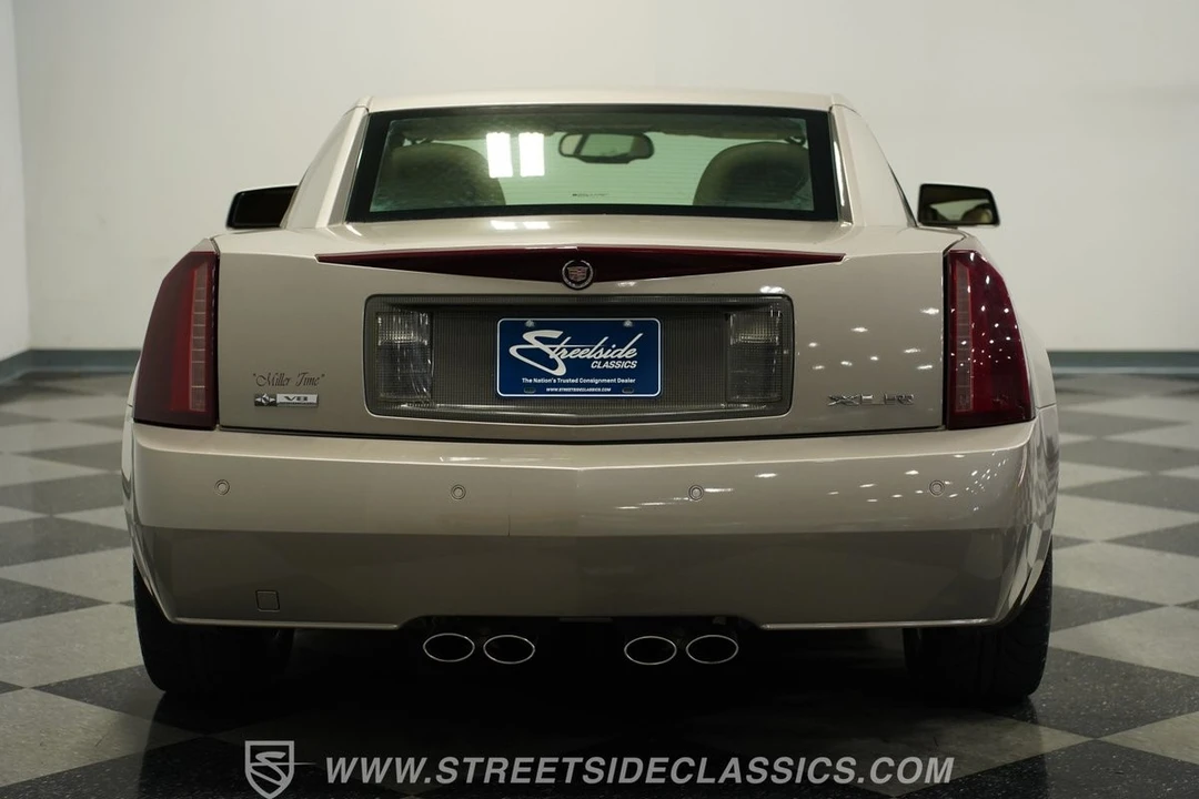 2004 Cadillac XLR - Image 10 of 12