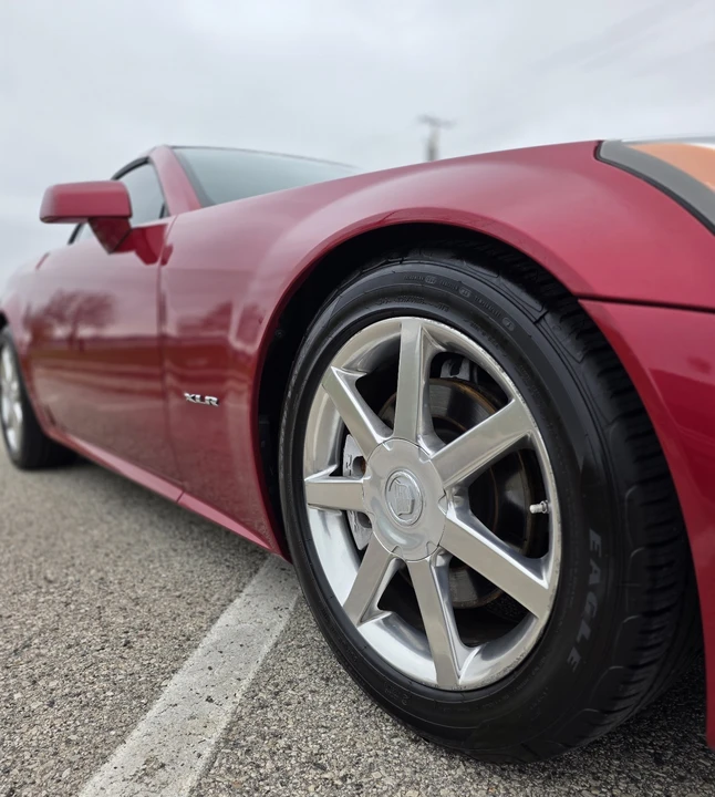 2004 Cadillac XLR - Image 2 of 21
