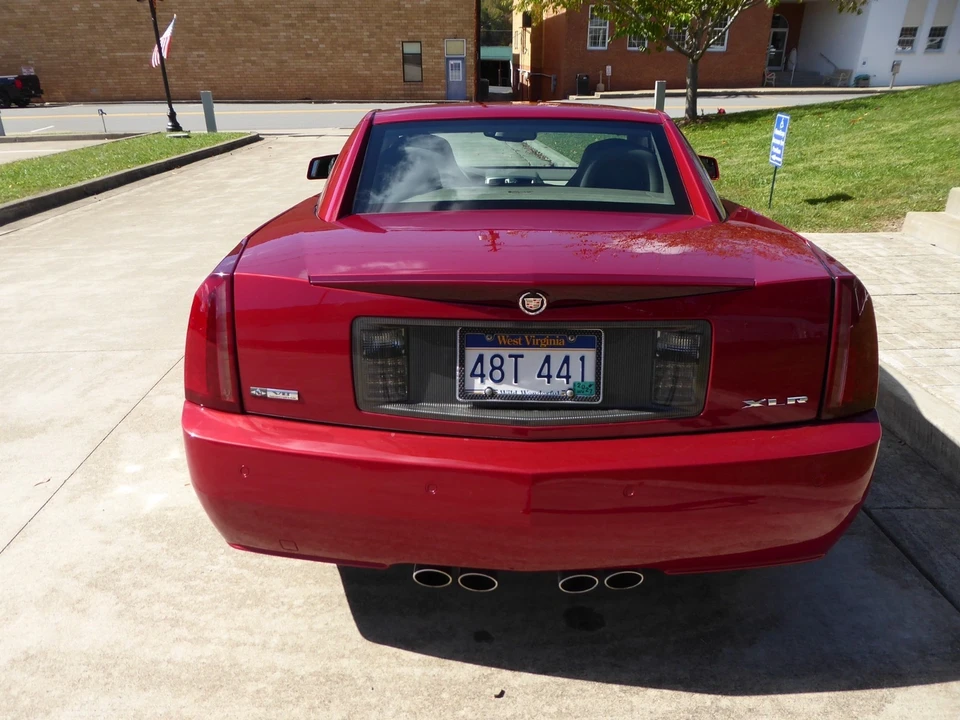 2004 Cadillac XLR - Image 14 of 21