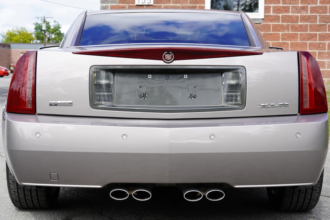 2004 Cadillac XLR - Image 5 of 31