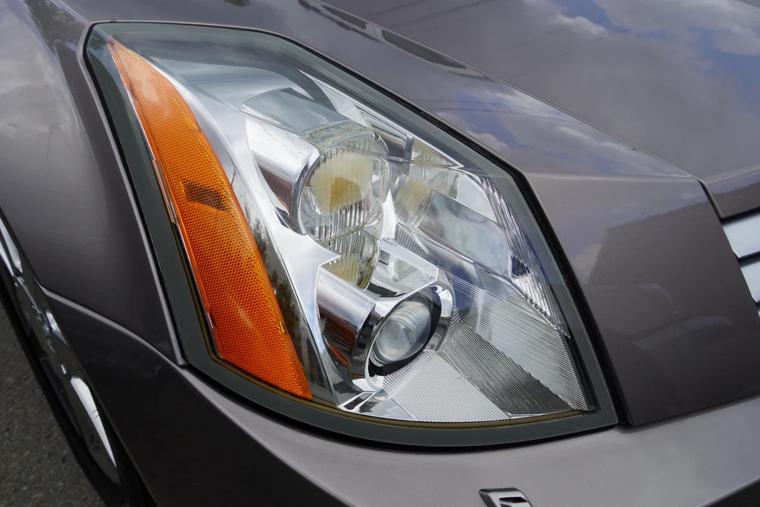 2004 Cadillac XLR - Image 23 of 31