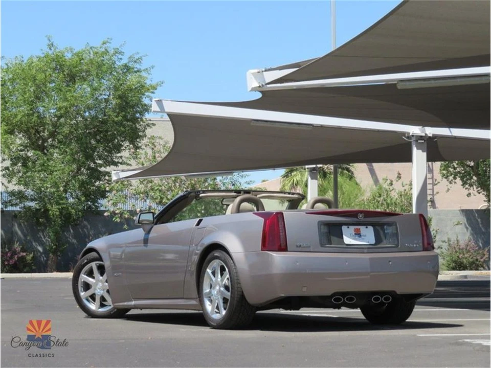 2004 Cadillac XLR - Image 2 of 31