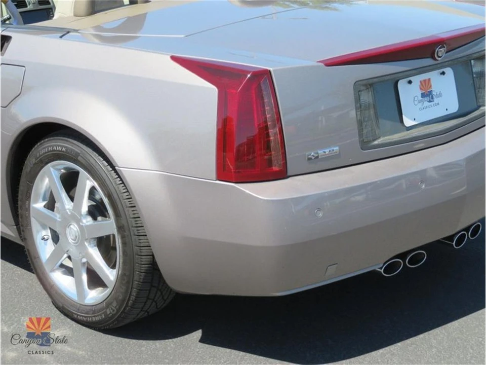 2004 Cadillac XLR - Image 16 of 31