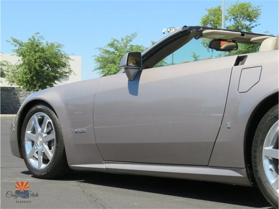 2004 Cadillac XLR - Image 22 of 31