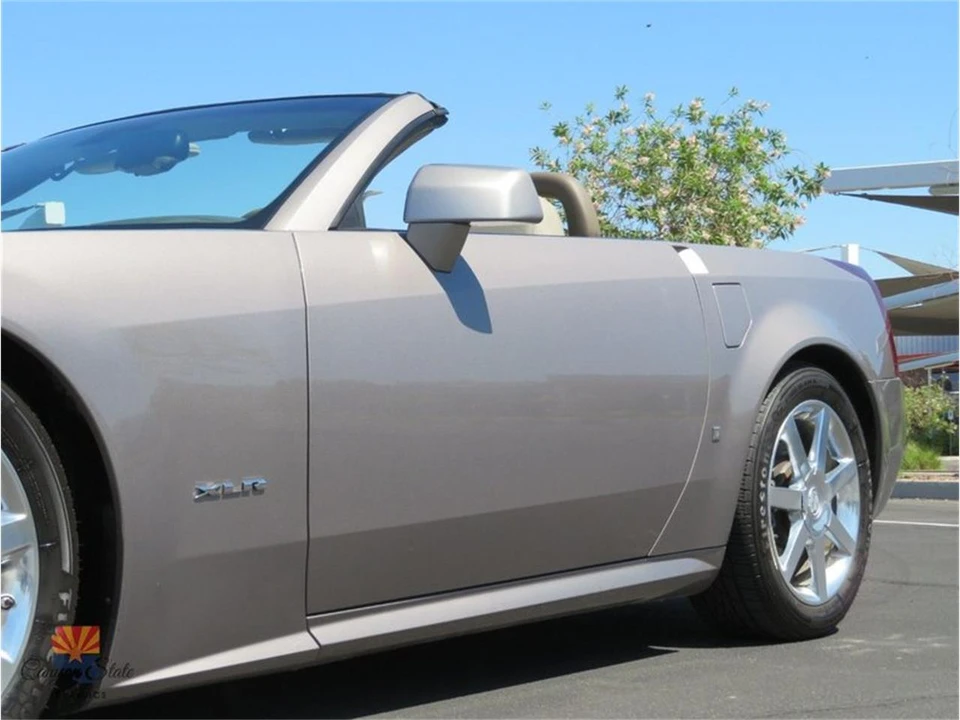 2004 Cadillac XLR - Image 23 of 31