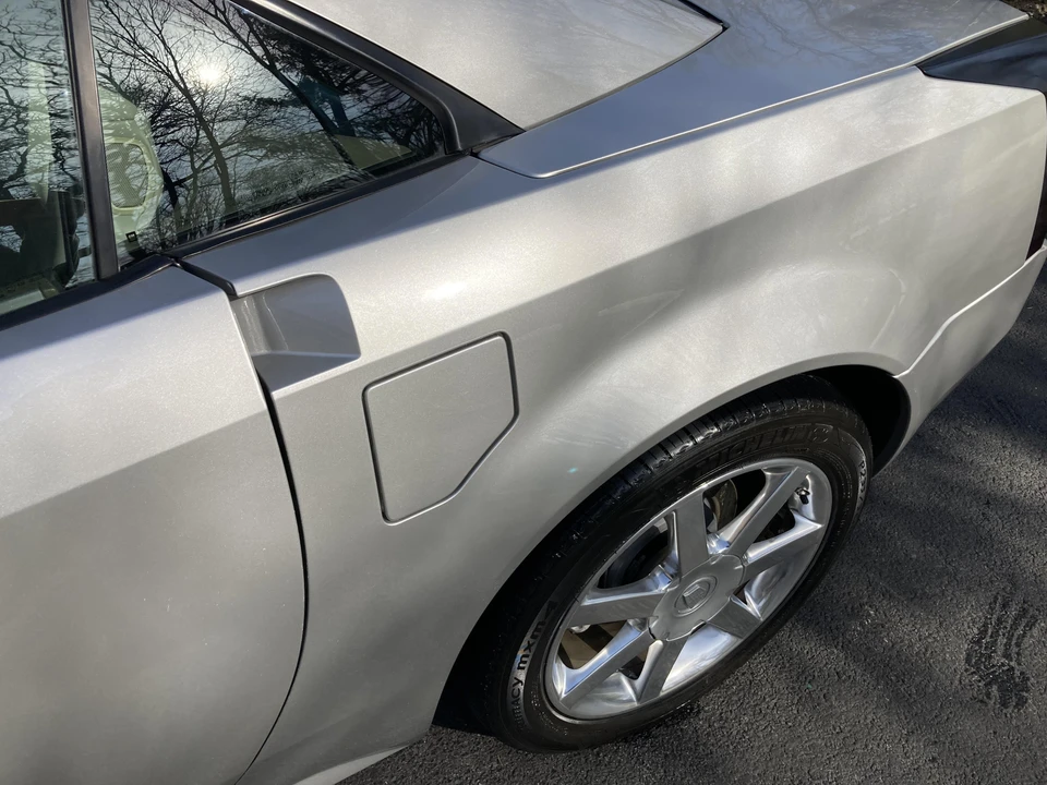 2004 Cadillac XLR - Image 12 of 31