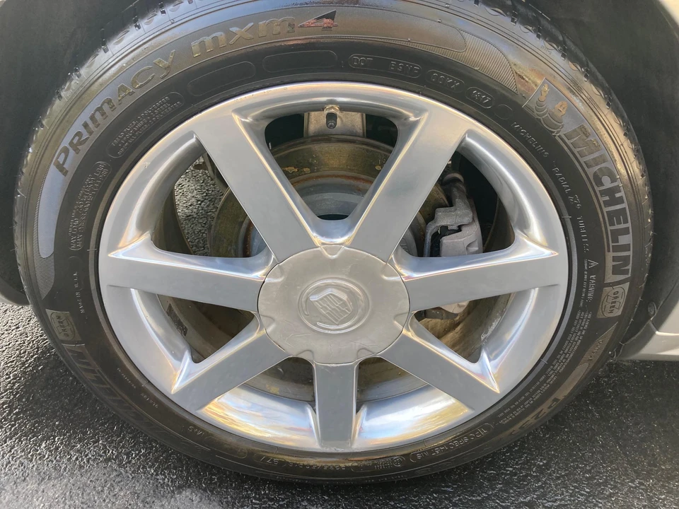 2004 Cadillac XLR - Image 25 of 31