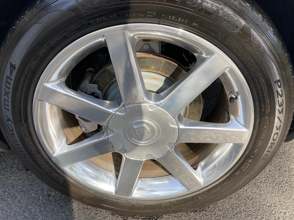 2004 Cadillac XLR - Image 24 of 31