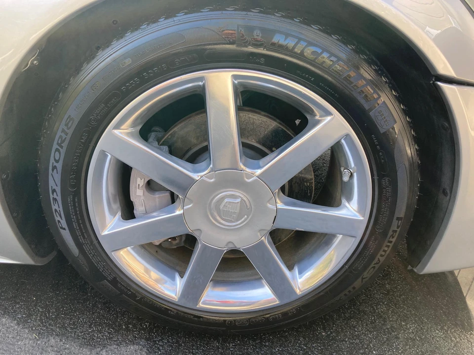 2004 Cadillac XLR - Image 23 of 31