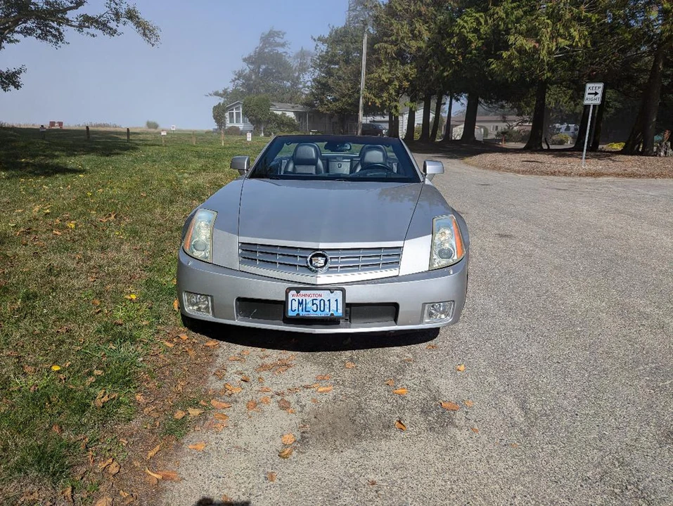 2004 Cadillac XLR - Image 11 of 31