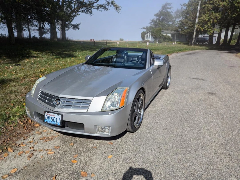 2004 Cadillac XLR - Image 13 of 31