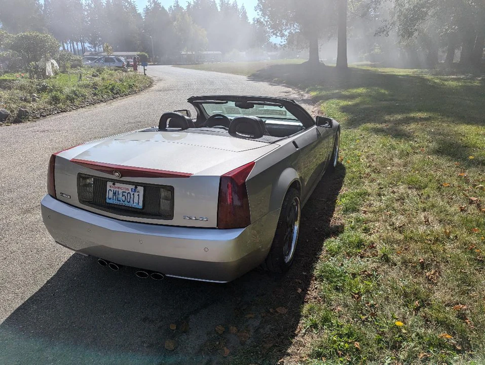 2004 Cadillac XLR - Image 18 of 31
