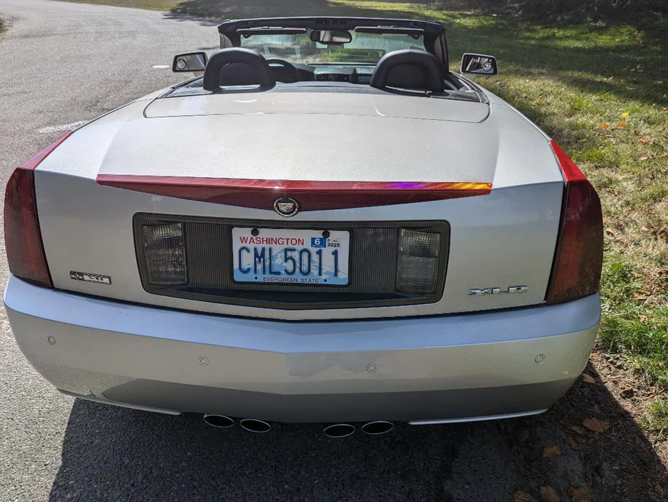 2004 Cadillac XLR - Image 19 of 31