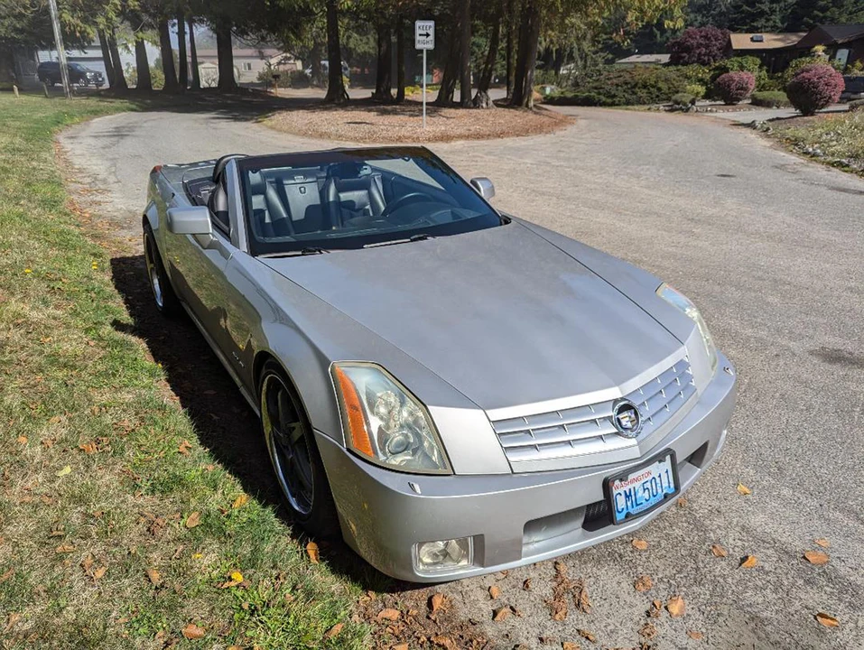 2004 Cadillac XLR - Image 3 of 31