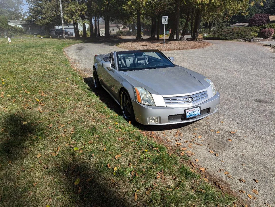 2004 Cadillac XLR - Image 4 of 31