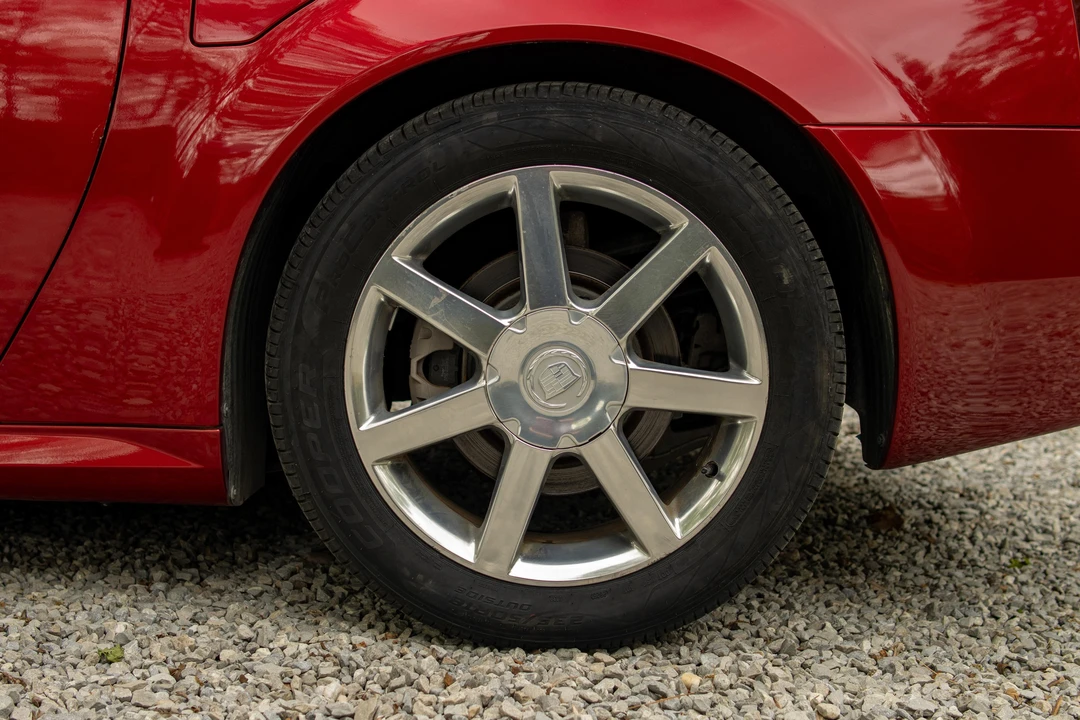 2004 Cadillac XLR - Image 22 of 31