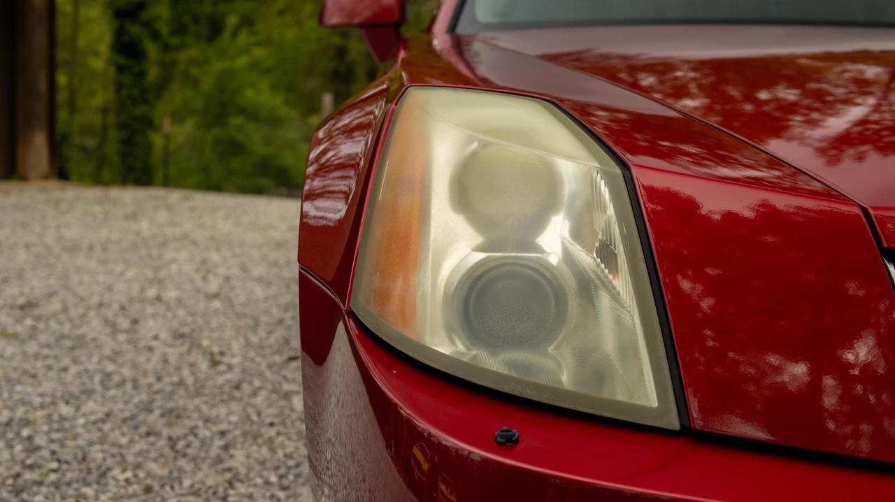2004 Cadillac XLR - Image 11 of 31