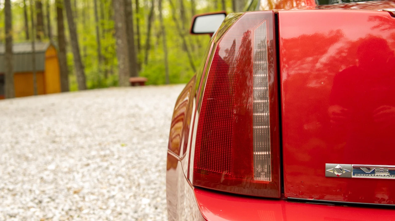 2004 Cadillac XLR - Image 14 of 31