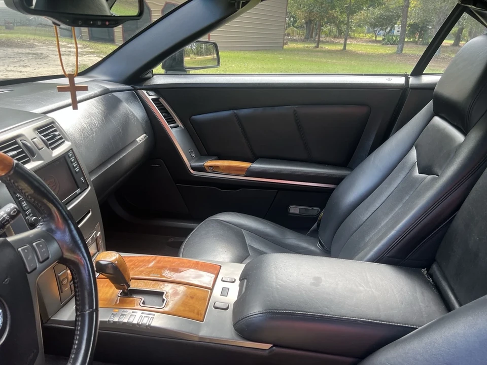 2004 Cadillac XLR - Image 17 of 21