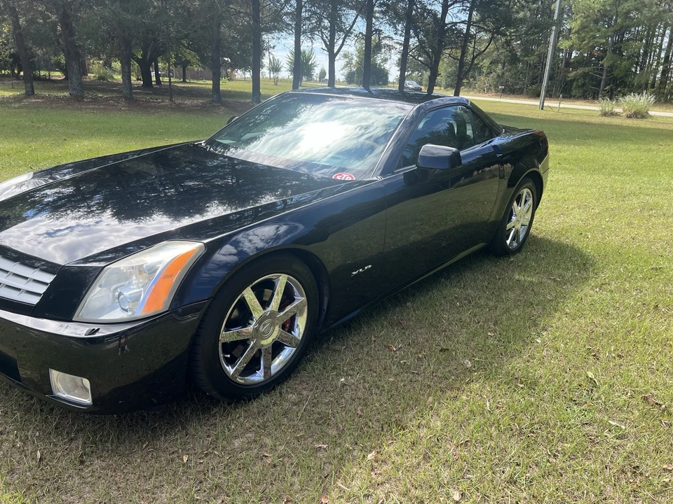2004 Cadillac XLR - Image 8 of 20