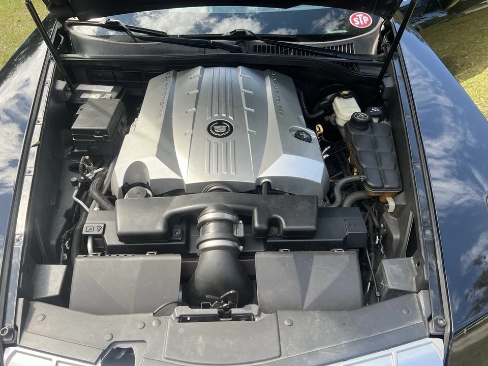 2004 Cadillac XLR - Image 18 of 21