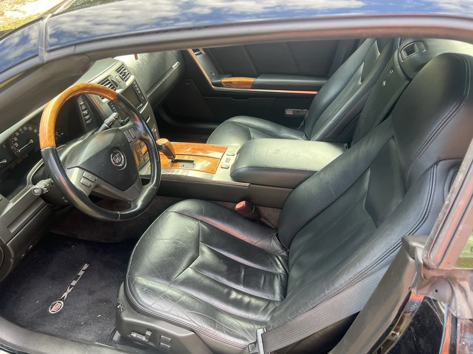 2004 Cadillac XLR - Image 19 of 21