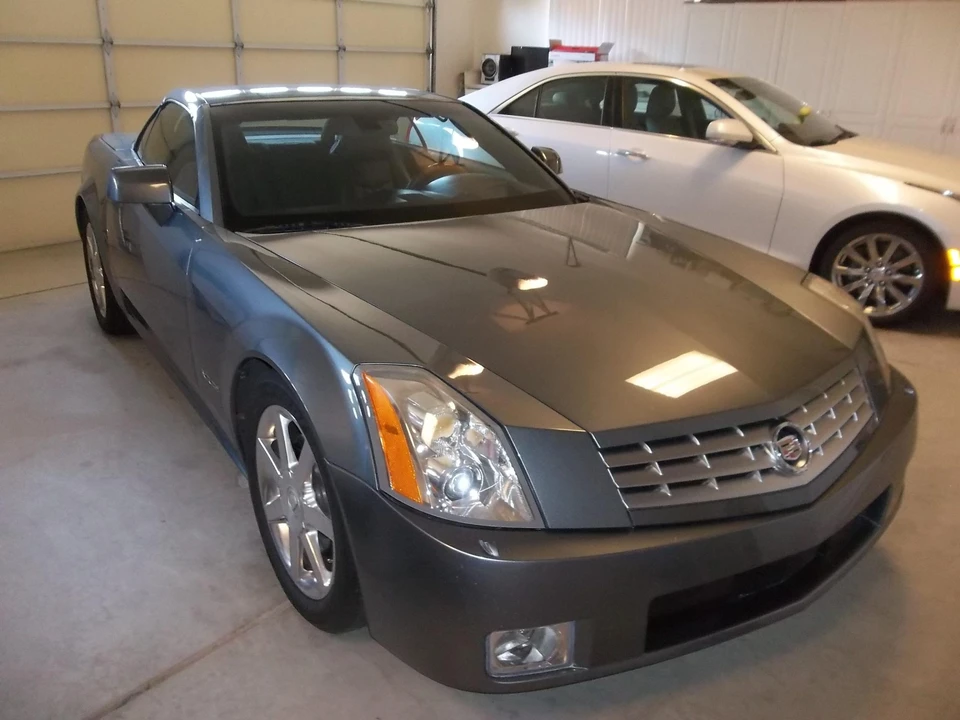2004 Cadillac XLR - Image 16 of 31
