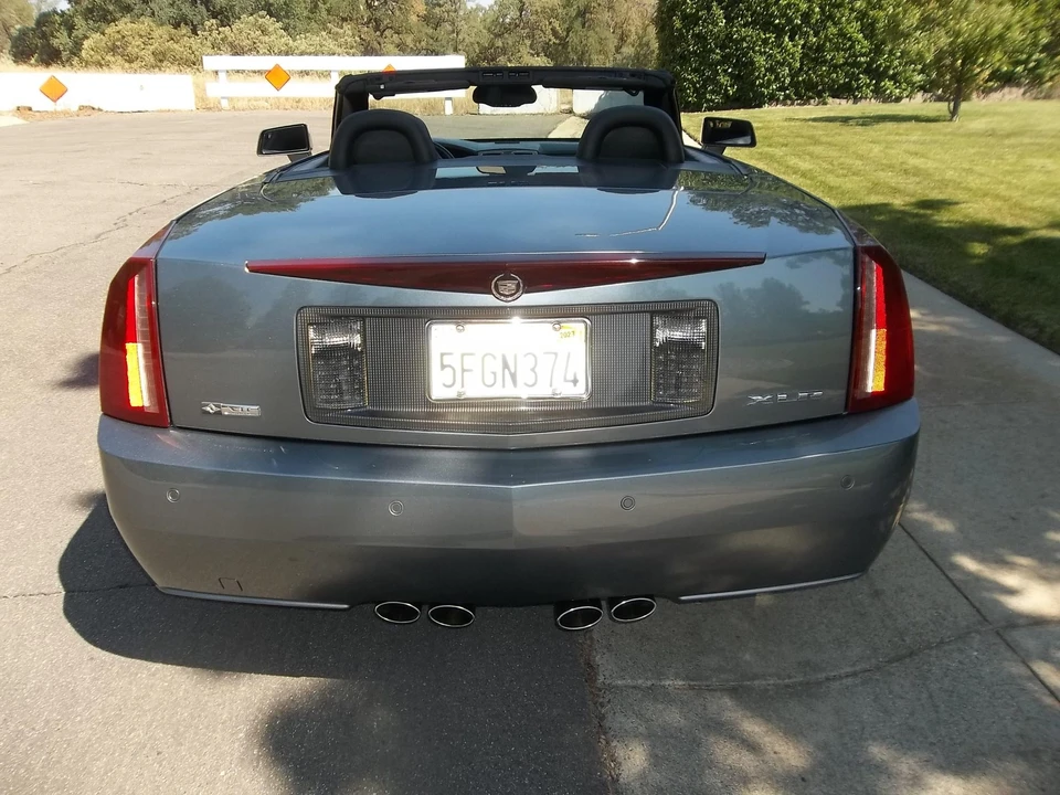 2004 Cadillac XLR - Image 5 of 31