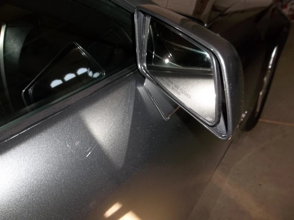 2004 Cadillac XLR - Image 28 of 31