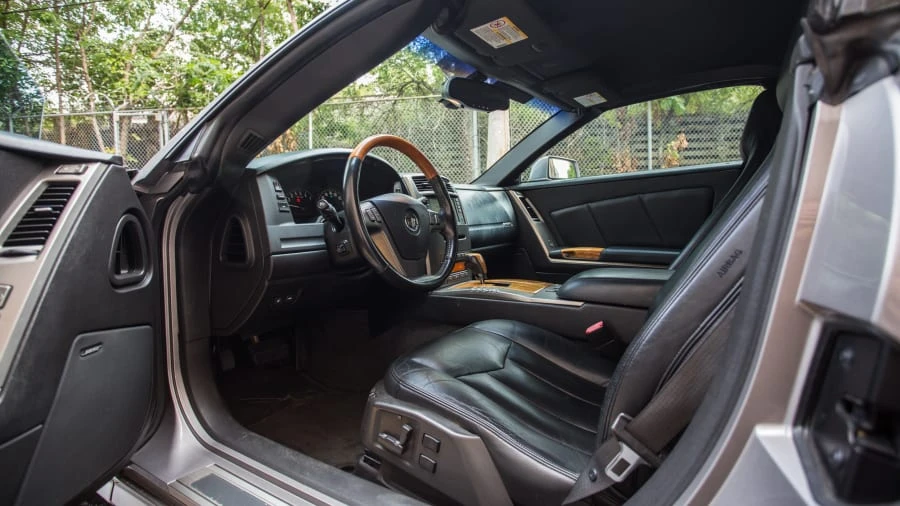 2004 Cadillac XLR - Image 4 of 12