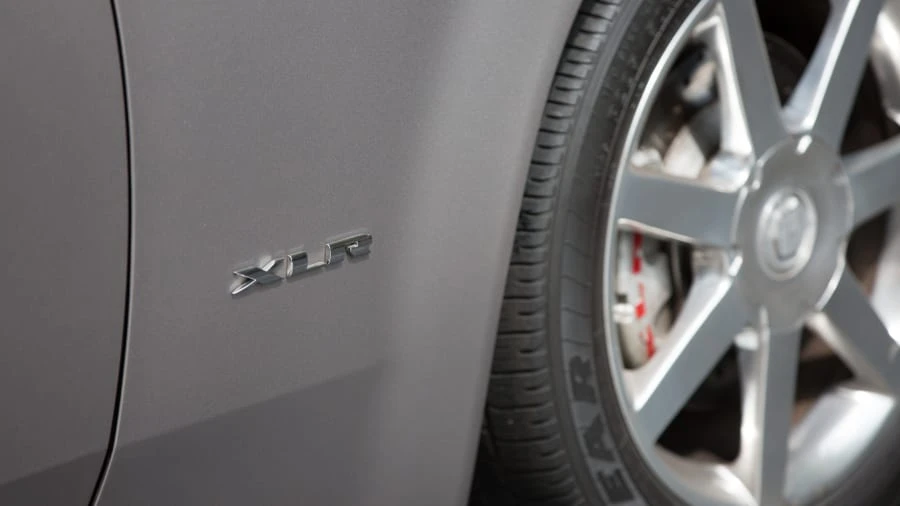 2004 Cadillac XLR - Image 11 of 12