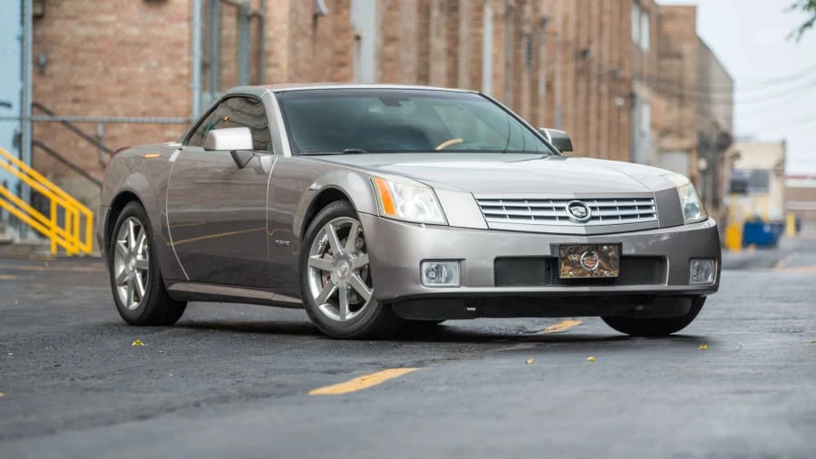 2004 Cadillac XLR - Image 12 of 12