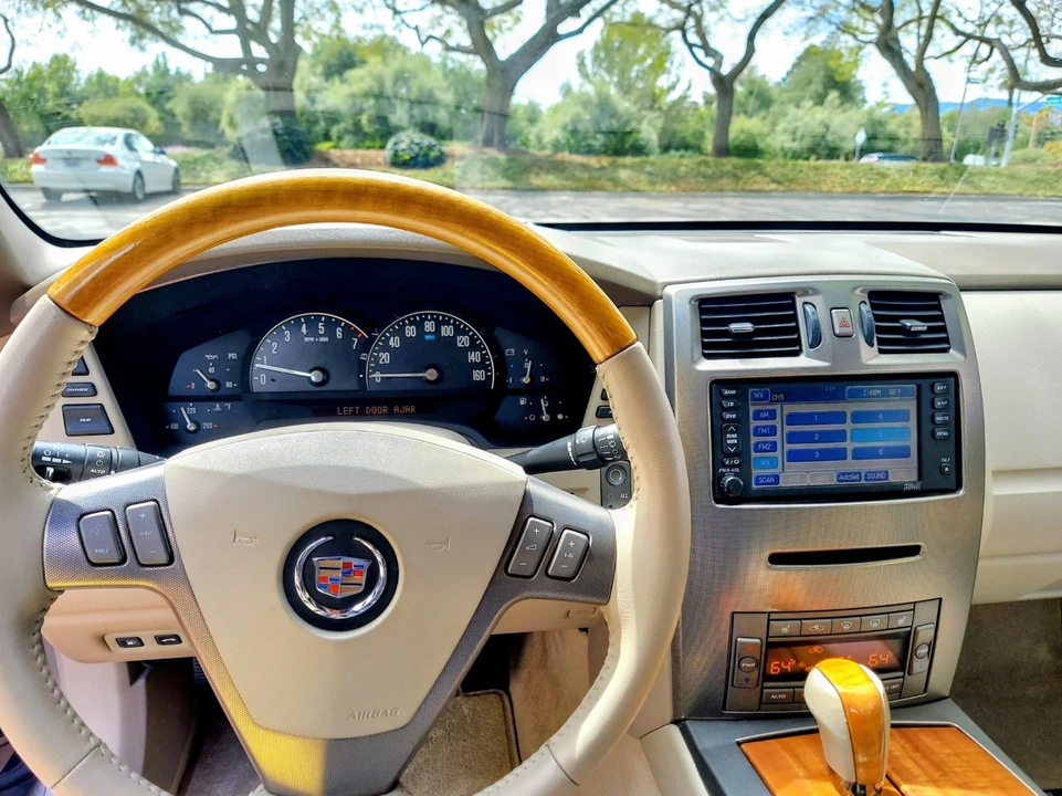 2004 Cadillac XLR - Image 4 of 16