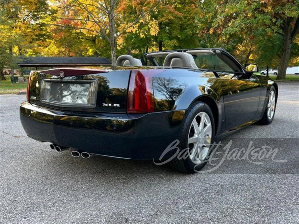 2004 Cadillac XLR - Image 3 of 5