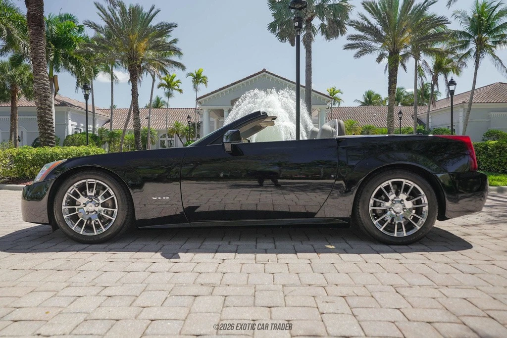 2004 Cadillac XLR - Image 3 of 12
