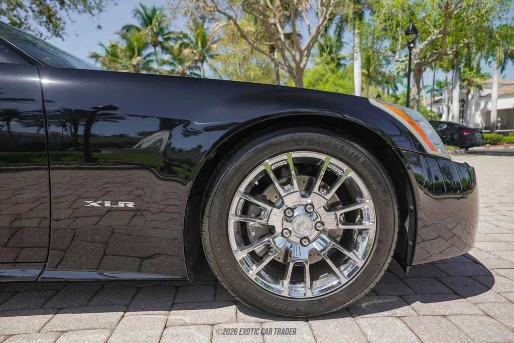 2004 Cadillac XLR - Image 11 of 12