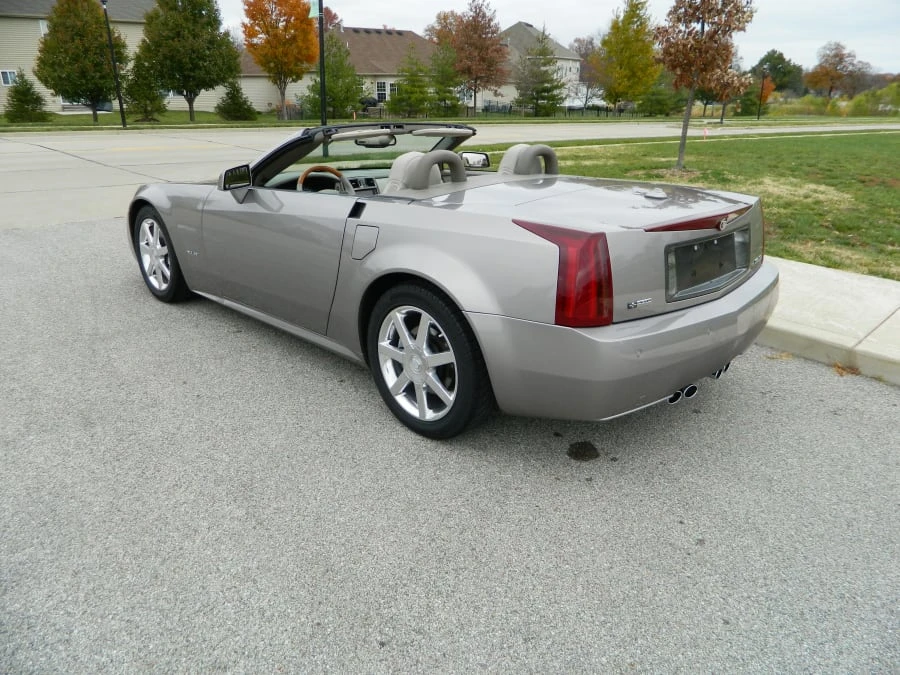 2004 Cadillac XLR - Image 3 of 7
