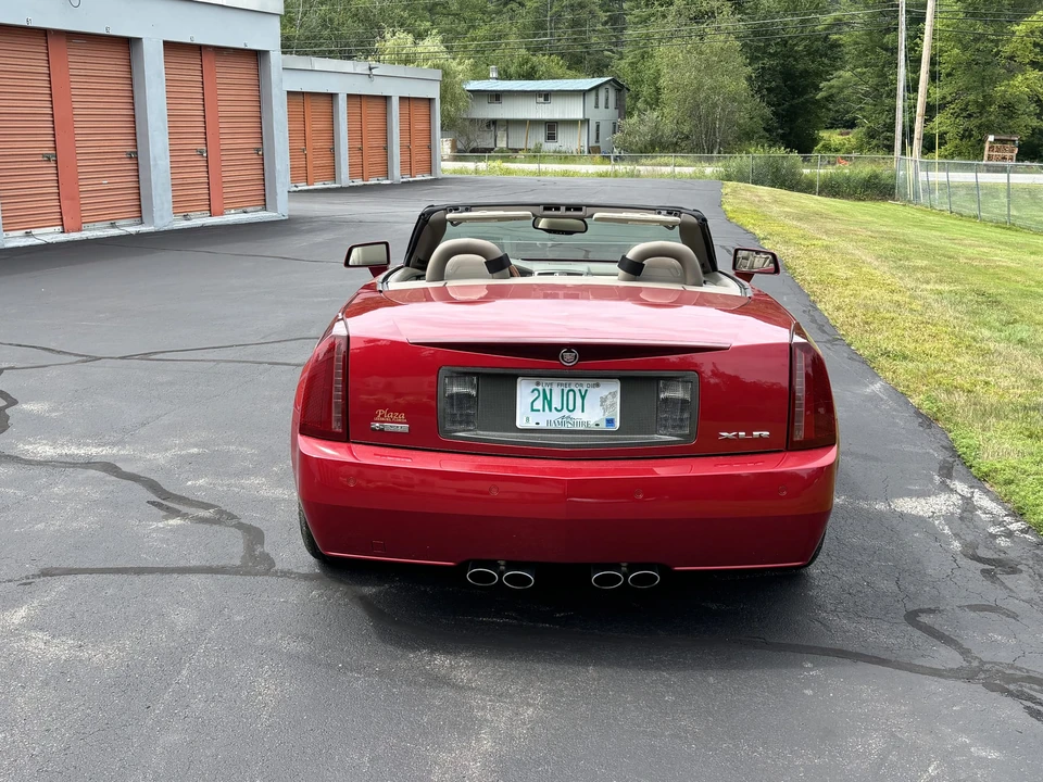 2004 Cadillac XLR - Image 7 of 31