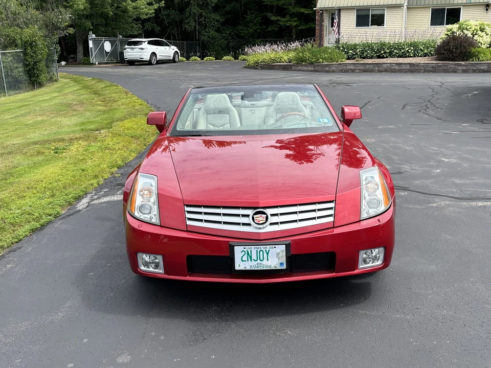 2004 Cadillac XLR - Image 3 of 31