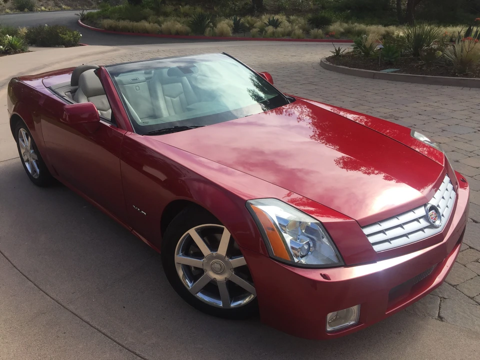 2004 Cadillac XLR - Image 14 of 31