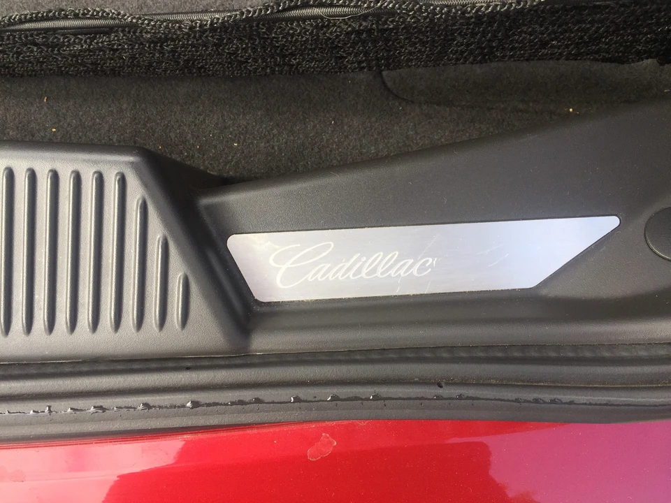 2004 Cadillac XLR - Image 29 of 31