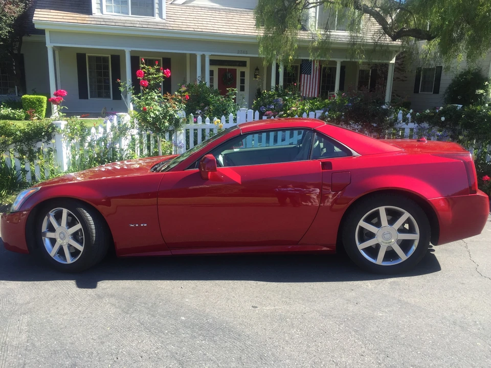 2004 Cadillac XLR - Image 6 of 31