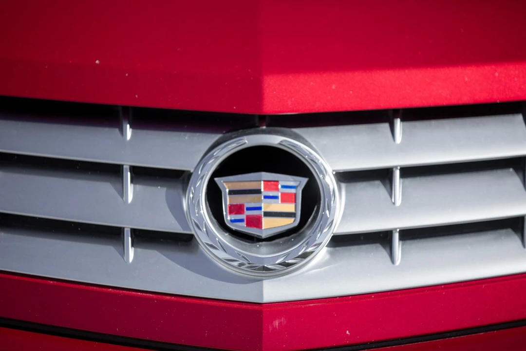 2004 Cadillac XLR - Image 22 of 31