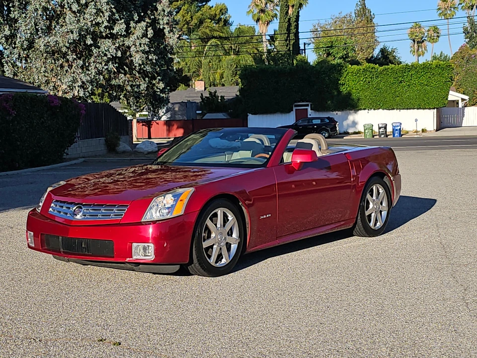 2004 Cadillac XLR - Image 6 of 31