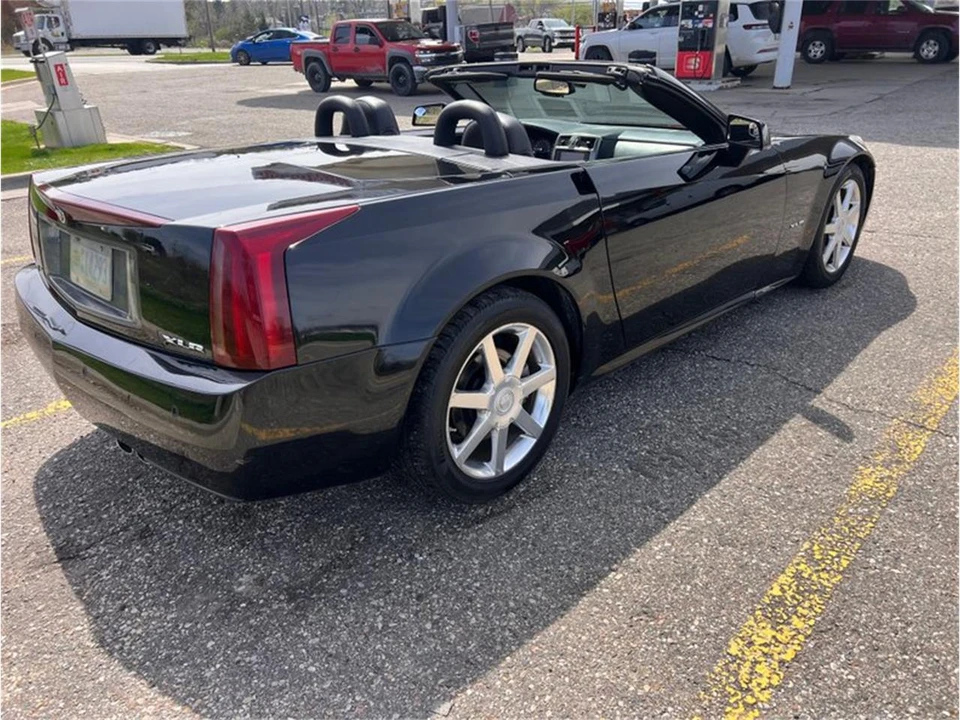 2004 Cadillac XLR - Image 4 of 7