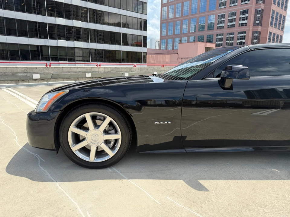 2004 Cadillac XLR - Image 4 of 31